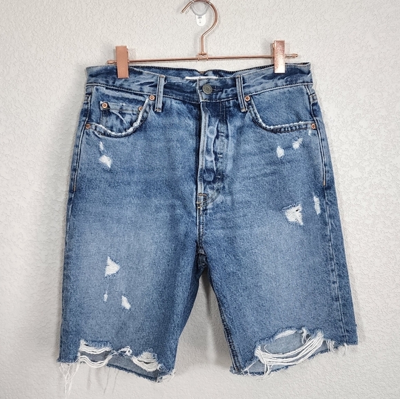 GRLFRND Marjan mid rise denim distressed shorts in Step it Up size 24 - Picture 7 of 11